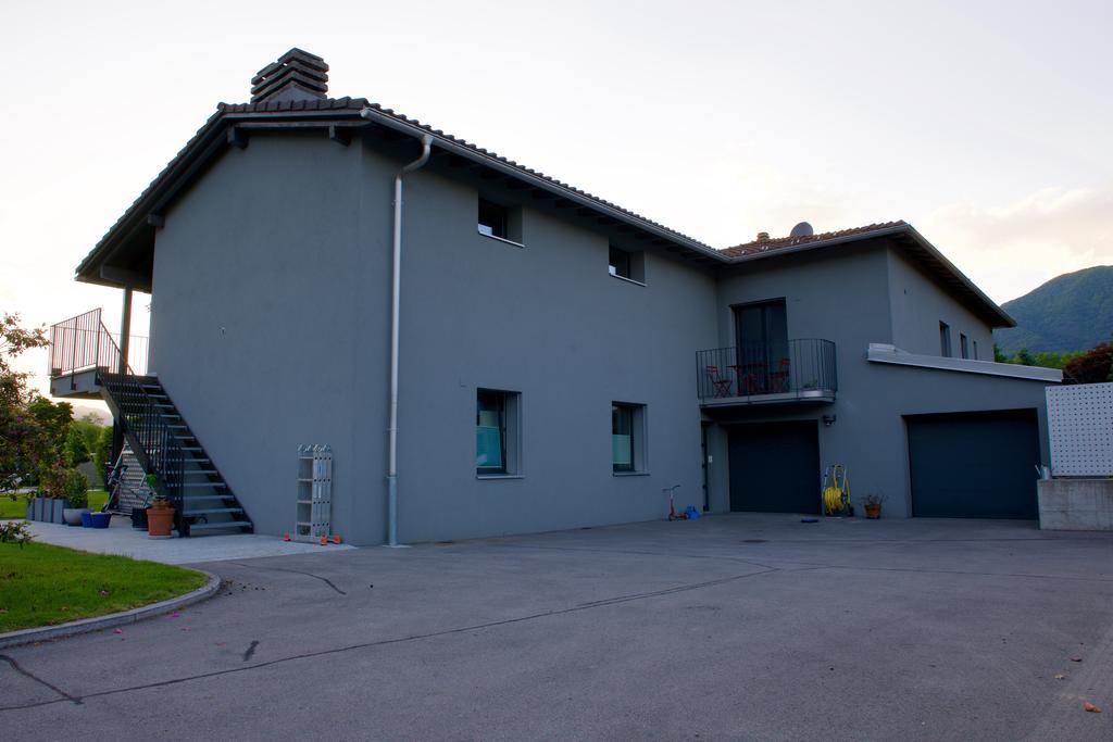 B&B Aura Rossa Quartino Esterno foto